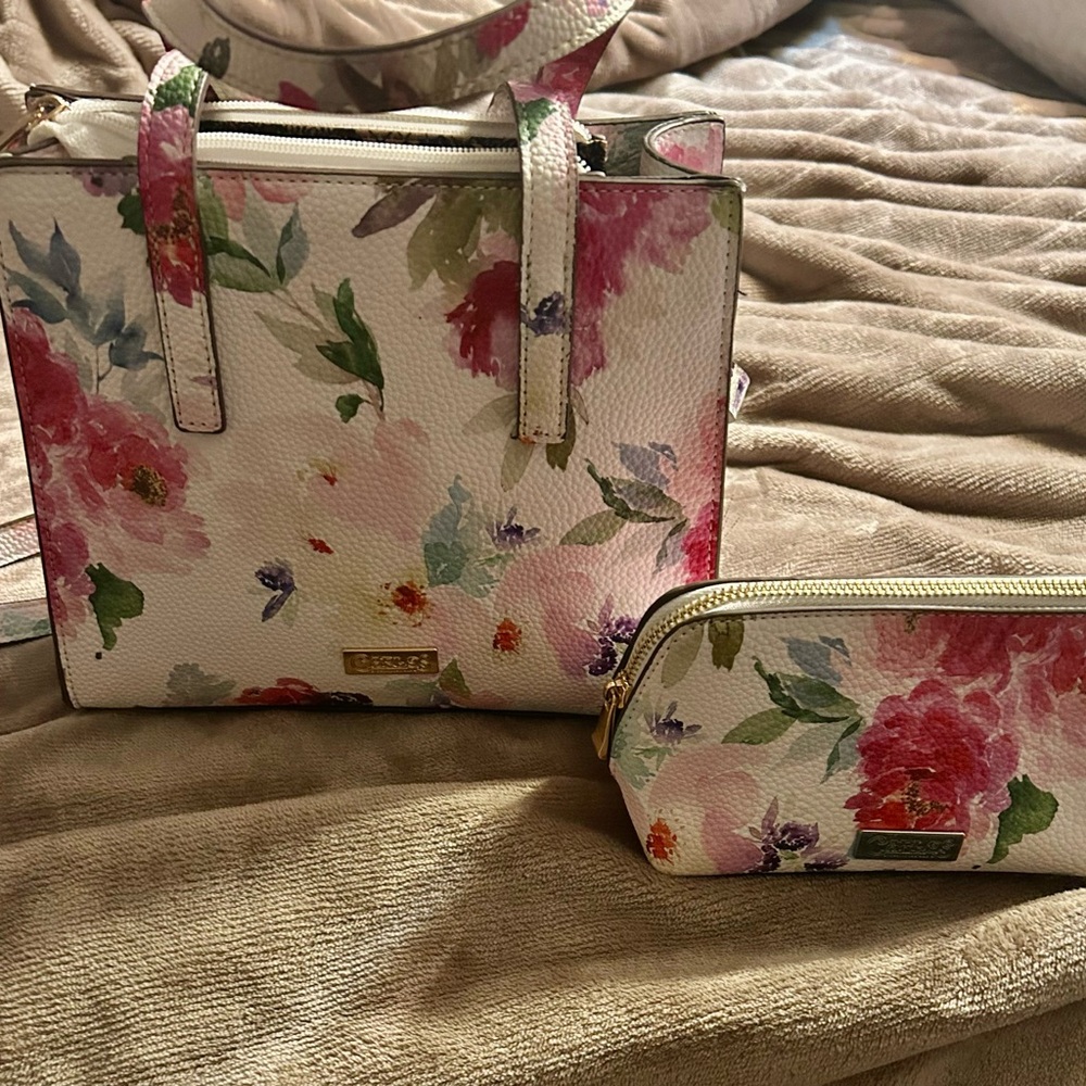 Carlos Floral White and Pink Women Bag Set